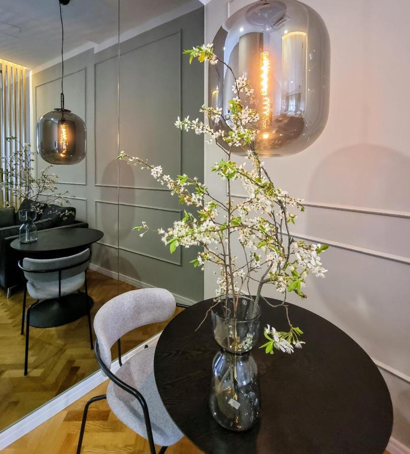 Mint Boutique Studio Apartments 3 ザグレブ エクステリア 写真