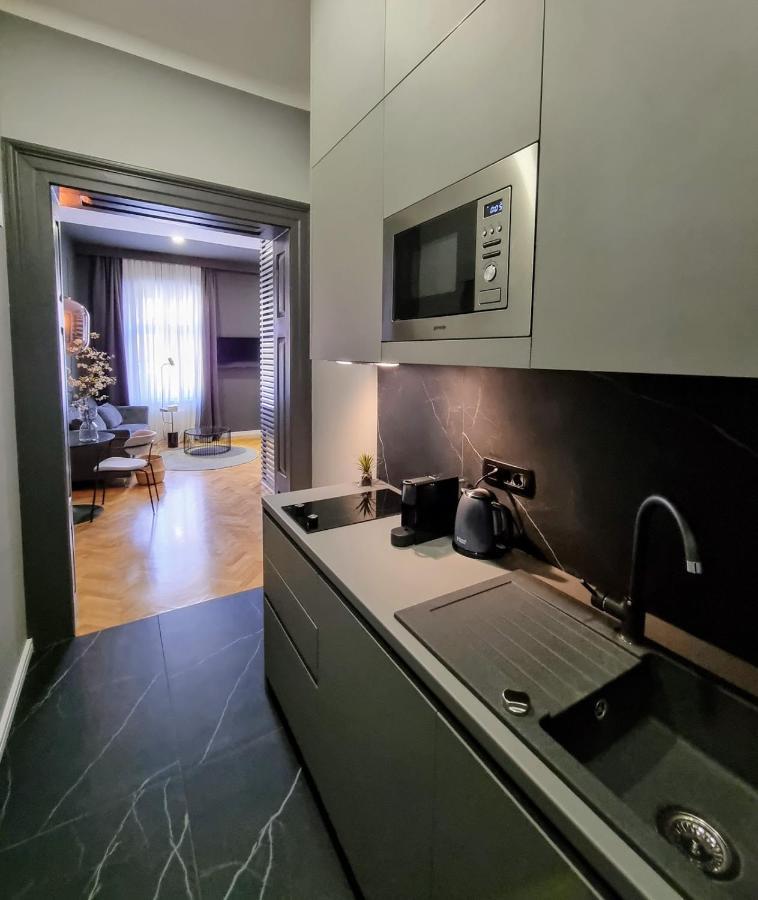 Mint Boutique Studio Apartments 3 ザグレブ エクステリア 写真